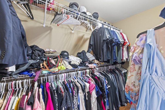 901 Auckland Ave, Richmond, KY 40475 - view of spacious closet