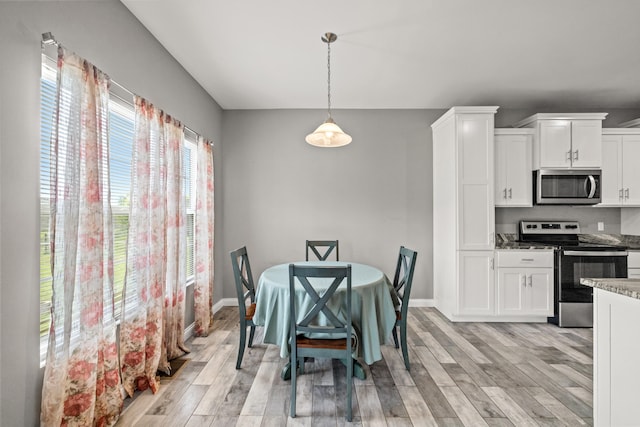 1620 Hannah Dr, Lawrenceburg, KY 40342 - dining space with light wood-type flooring and baseboards