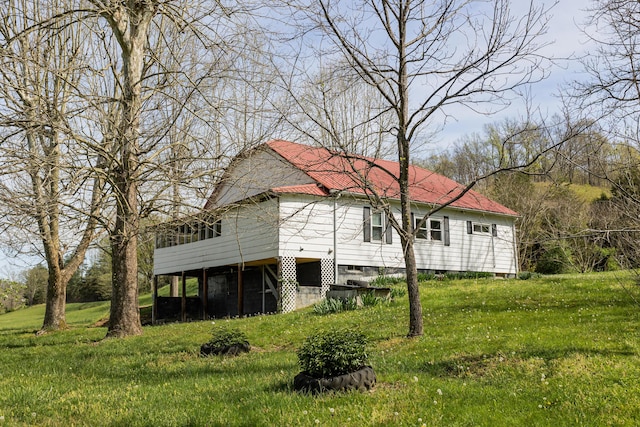 534 Lower Gilmore Rd, Campton, KY 41301 - rear view of property featuring a lawn and a wooden deck