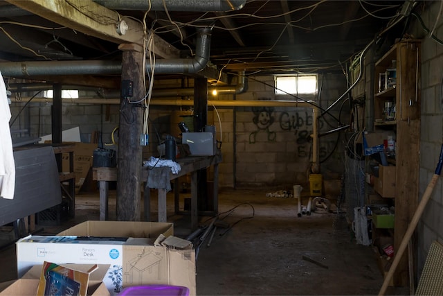 534 Lower Gilmore Rd, Campton, KY 41301 - view of basement