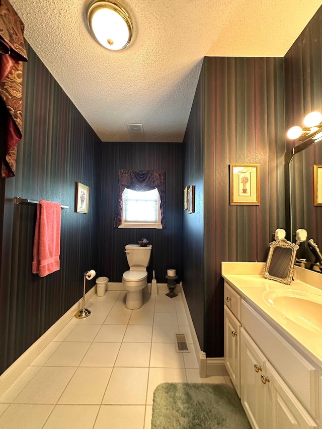 101 Wildwood Dr, Somerset, KY 42503 - bathroom featuring toilet, tile patterned floors, visible vents, and vanity