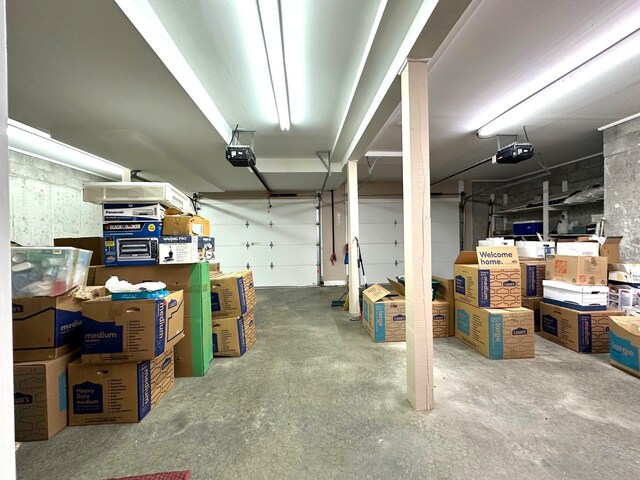 101 Wildwood Dr, Somerset, KY 42503 - garage with a garage door opener