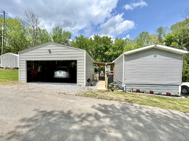 view of detached garage