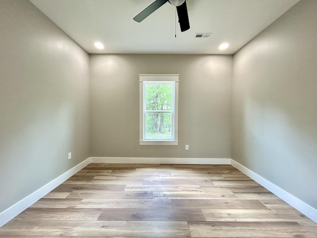 108 Patriot Dr, Science Hill, KY 42553 - unfurnished room with ceiling fan, wood finished floors, baseboards, and recessed lighting