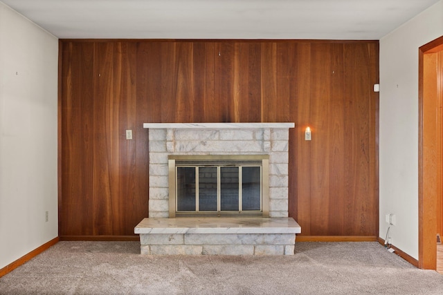 136 Pin Oak Dr, Lancaster, KY 40444 - interior details featuring wood walls, carpet, and baseboards