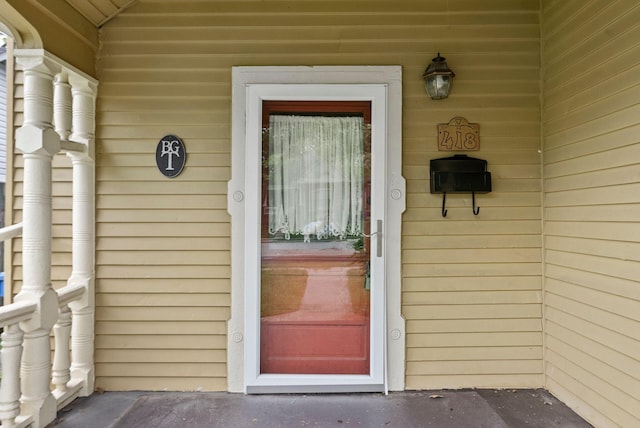 view of entrance to property