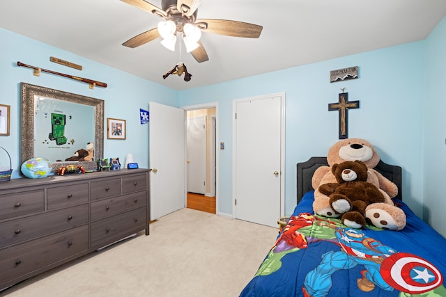 107 Highview Dr, Midway, KY 40347 - bedroom featuring a ceiling fan and light carpet