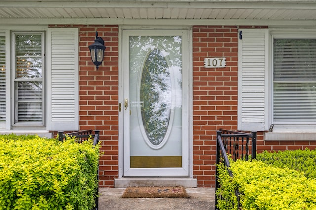 107 Highview Dr, Midway, KY 40347 - property entrance with brick siding