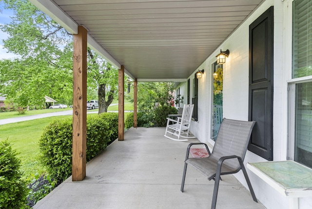 220 Garden Ave, Stanford, KY 40484 - view of patio featuring covered porch