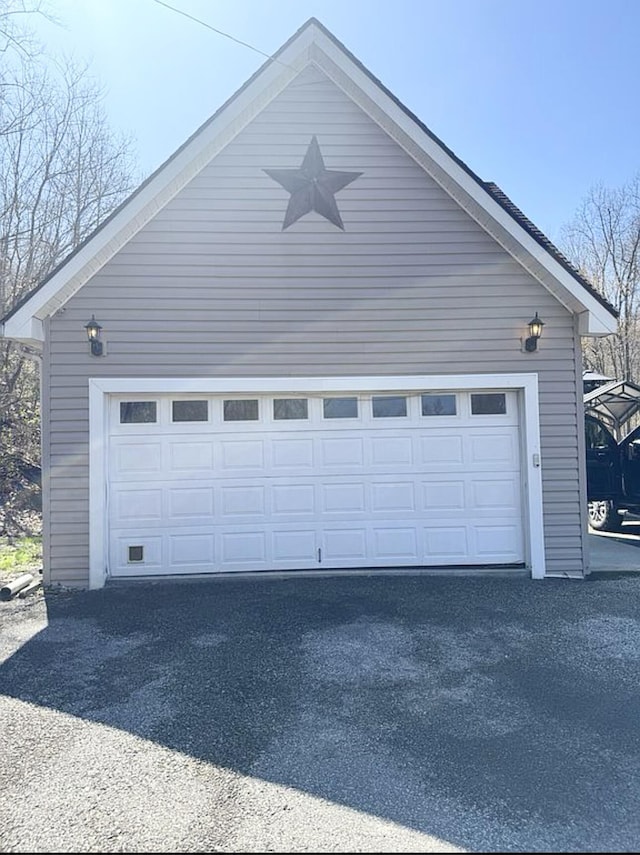187 Sinnette, Greenup, KY 41144 - view of garage