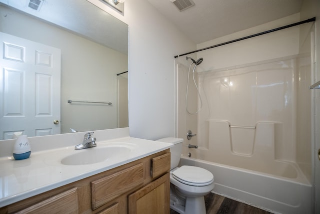 108 Sturbridge Ln, Winchester, KY 40391 - full bathroom with vanity, toilet, bathing tub / shower combination, and wood finished floors