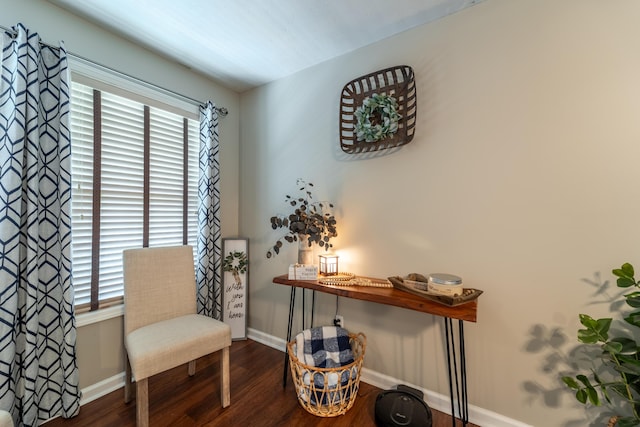 605 Coleman Dr, Berea, KY 40403 - sitting room featuring baseboards, a wealth of natural light, and wood finished floors