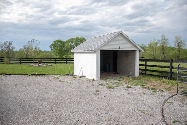 garage featuring fence