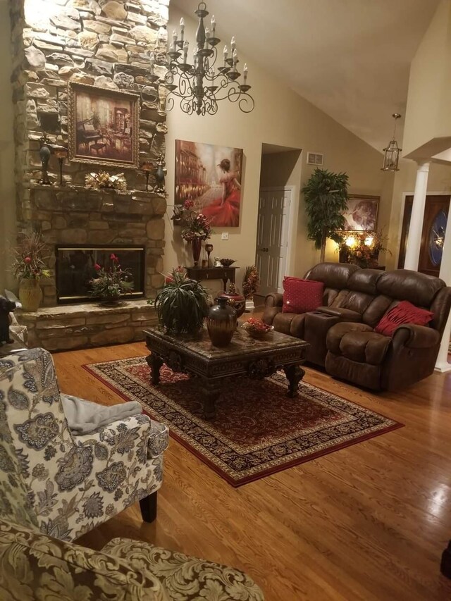 building lobby featuring high vaulted ceiling