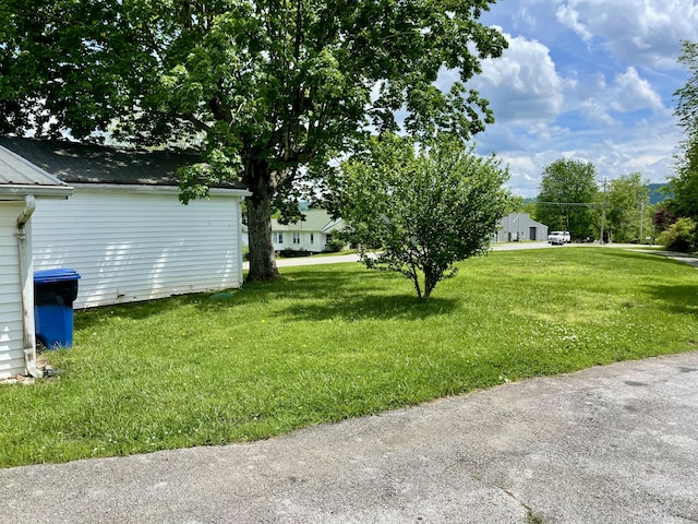 130 Branch Rd, Monticello, KY 42633 - view of yard