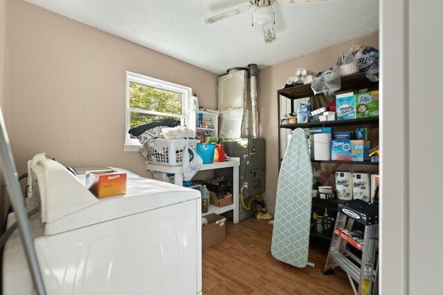 88 Plum St, Stanton, KY 40380 - washroom featuring washer and clothes dryer, wood finished floors, and ceiling fan