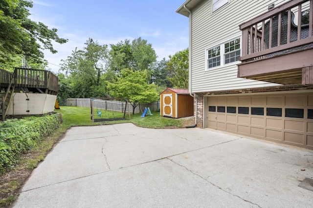 2912 Jason Ct, Lexington, KY 40503 - bedroom featuring light colored carpet, baseboards, a closet, a textured ceiling, and a ceiling fan