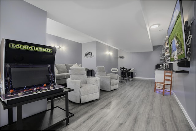 101 Creek Ridge Dr, Nicholasville, KY 40356 - living area with light wood-style floors, baseboards, and a bar