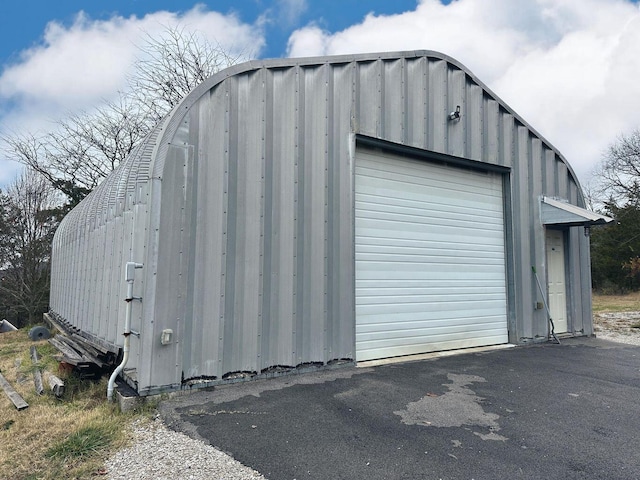 80 Jackson Rd, Somerset, KY 42503 - view of outbuilding with driveway and an outbuilding