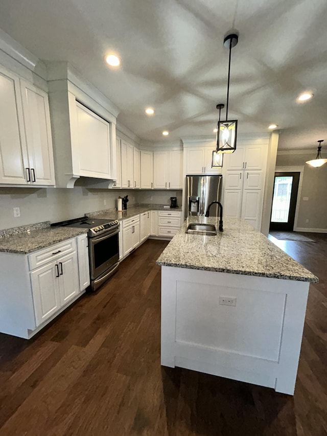 111 Fern Dr, Somerset, KY 42501 - kitchen with white cabinetry, dark wood-style flooring, stainless steel appliances, and recessed lighting