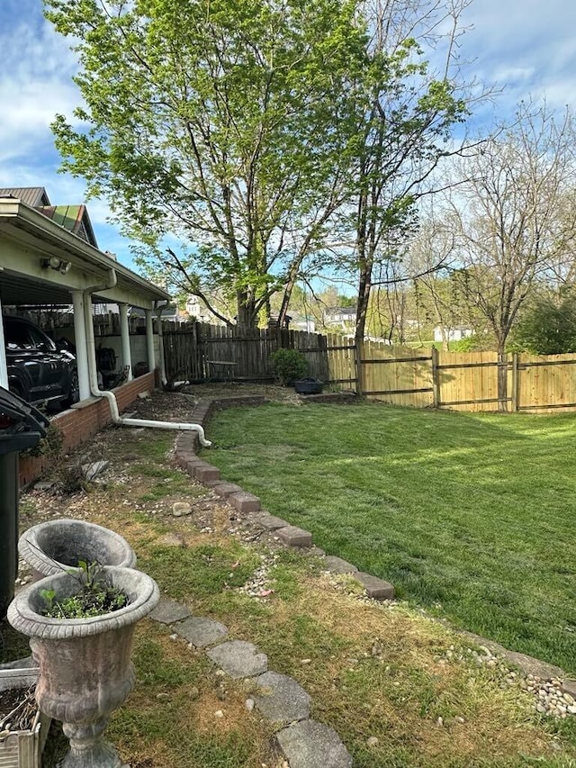 225 Mt Sterling Ave, Flemingsburg, KY 41041 - view of yard featuring fence