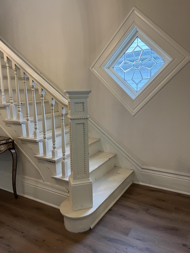 211 S Alta Ave, Danville, KY 40422 - stairs featuring wood finished floors