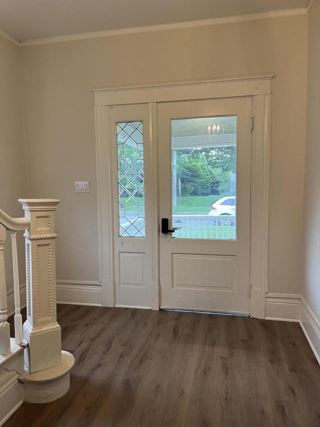 211 S Alta Ave, Danville, KY 40422 - entryway featuring dark wood-style flooring and ornamental molding