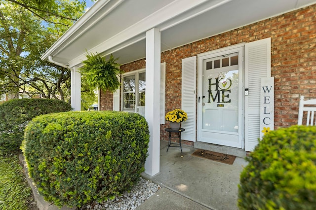 202 Leimaur Dr, Richmond, KY 40475 - property entrance with brick siding and a porch