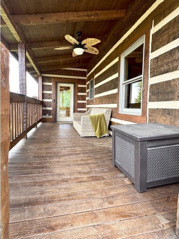 792 Tuggle Rd, Lancaster, KY 40444 - deck with a ceiling fan