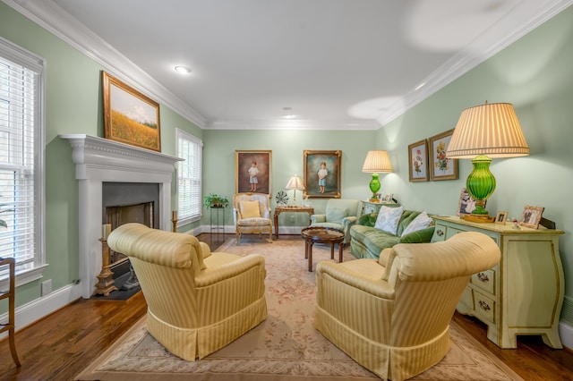1775 Mooreland Dr, Lexington, KY 40502 - living area with ornamental molding, wood finished floors, baseboards, a fireplace, and recessed lighting