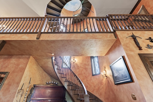 129 Adams Ln, Richmond, KY 40475 - view of staircase