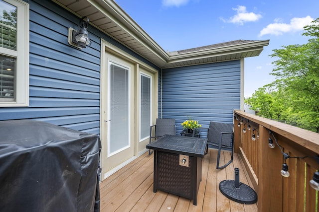 916 Auckland Ave, Richmond, KY 40475 - wooden terrace featuring a grill