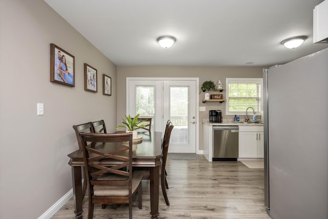 916 Auckland Ave, Richmond, KY 40475 - dining space featuring light wood finished floors and baseboards