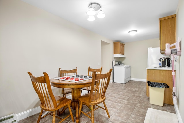1117 Cliffs Edge Rd, East Bernstadt, KY 40729 - dining room featuring baseboards and light tile patterned flooring