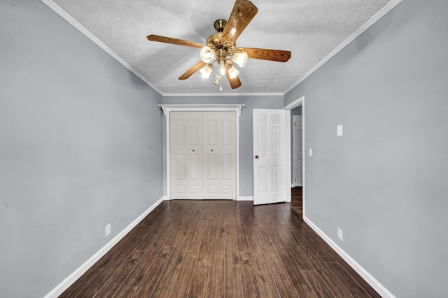 324 Circle Dr, Morehead, KY 40351 - unfurnished bedroom featuring hardwood / wood-style floors, a closet, baseboards, a textured ceiling, and a ceiling fan