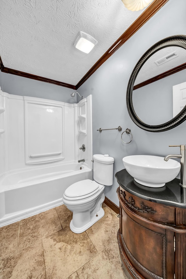 324 Circle Dr, Morehead, KY 40351 - full bath with shower / bathtub combination, toilet, vanity, baseboards, and a textured ceiling