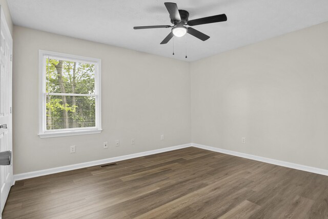 340 Wise Dr, Wilmore, KY 40390 - unfurnished room featuring wood finished floors, baseboards, and a ceiling fan
