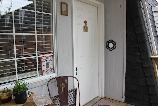 view of property entrance