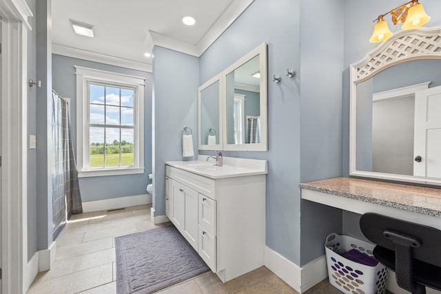 324 Hays Mays Rd, Perryville, KY 40468 - bathroom with toilet, vanity, baseboards, and recessed lighting