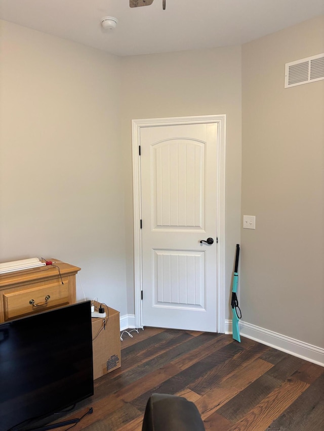 875 Ridgeview Dr, Frankfort, KY 40601 - bedroom with dark wood-style flooring and baseboards