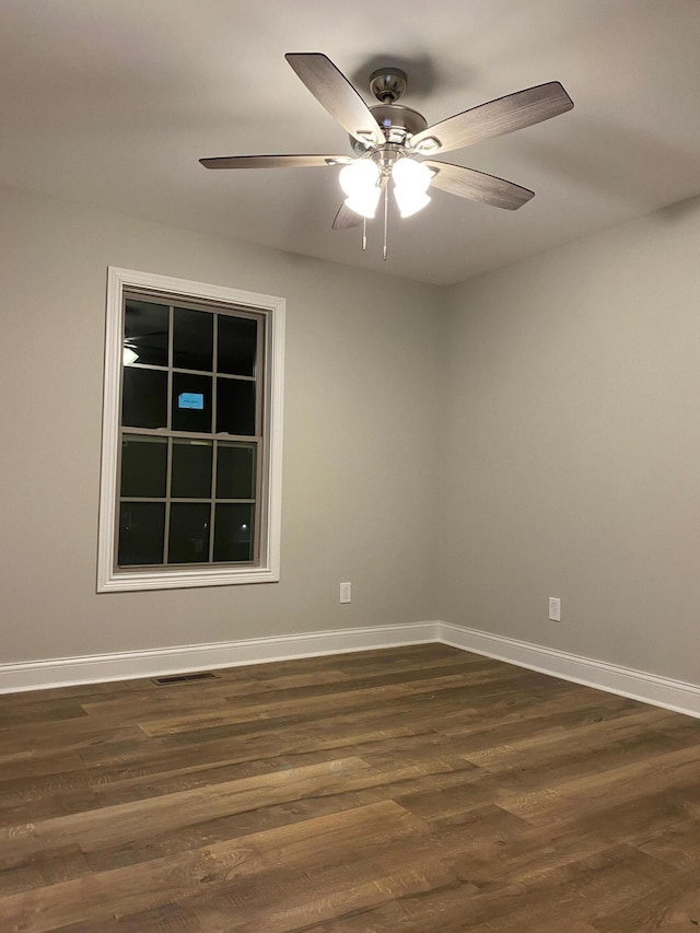 875 Ridgeview Dr, Frankfort, KY 40601 - spare room featuring dark wood finished floors, baseboards, and ceiling fan