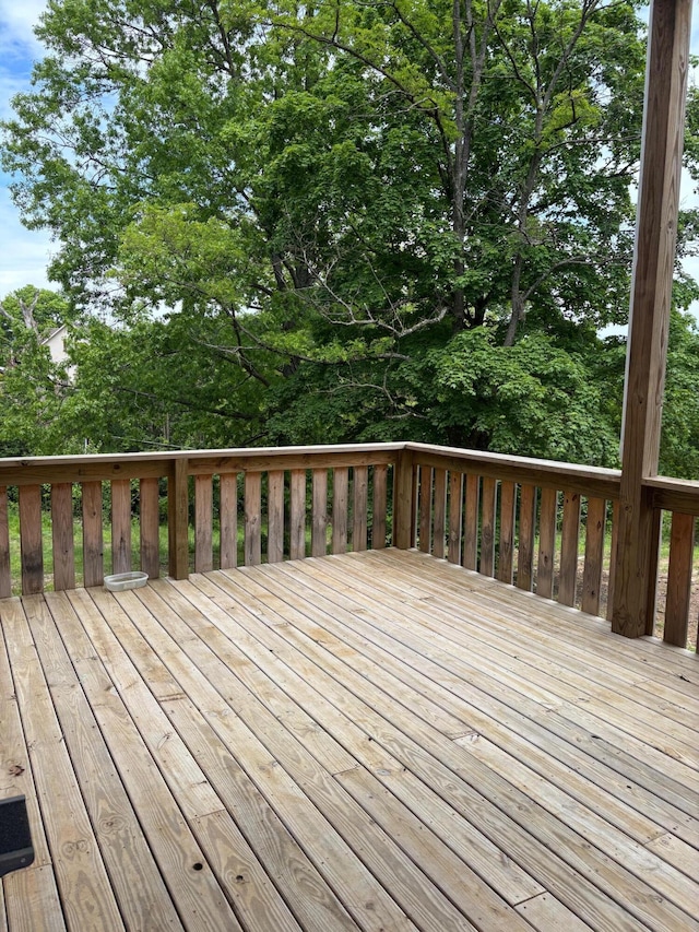 875 Ridgeview Dr, Frankfort, KY 40601 - wooden deck featuring view of wooded area