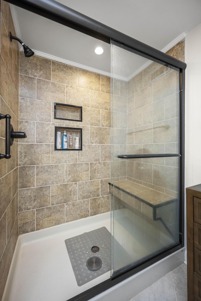 452 Rookwood Pkwy, Lexington, KY 40505 - bathroom featuring a shower stall, crown molding, and recessed lighting