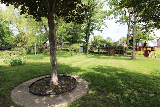 50 Sterling Ave, Fort Thomas, KY 41075 - view of yard