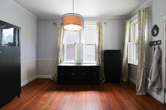 50 Sterling Ave, Fort Thomas, KY 41075 - unfurnished room featuring dark wood-style floors, baseboards, and ornamental molding
