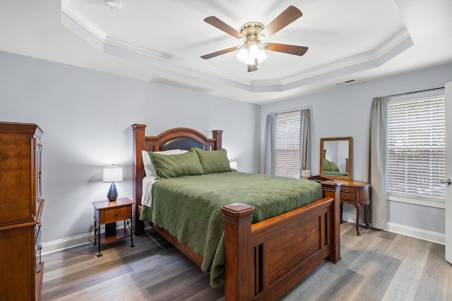 157 Cross Park Dr, Georgetown, KY 40324 - bedroom featuring a raised ceiling, wood finished floors, crown molding, baseboards, and a ceiling fan