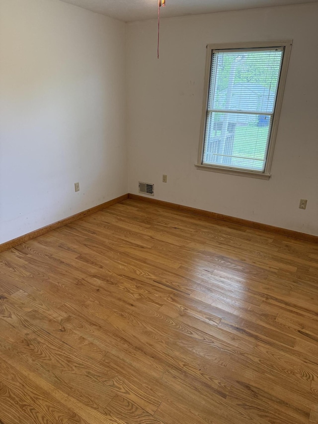 8023 Old Richmond Rd, Lexington, KY 40515 - spare room featuring light wood-style flooring and baseboards