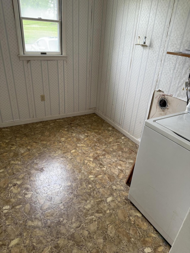 8023 Old Richmond Rd, Lexington, KY 40515 - laundry area with washer / clothes dryer