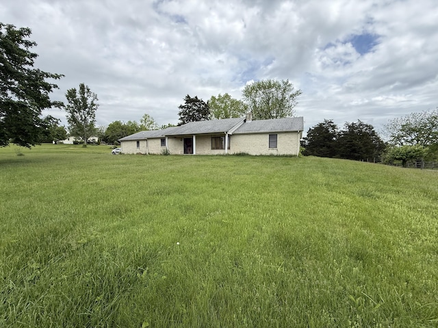 8023 Old Richmond Rd, Lexington, KY 40515 - view of front of property featuring a front yard