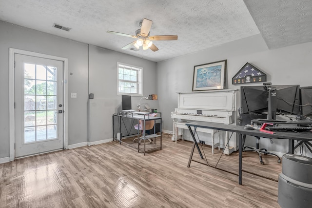 501 Ashley Ct, Berea, KY 40403 - home office with wood finished floors, a textured ceiling, baseboards, and ceiling fan